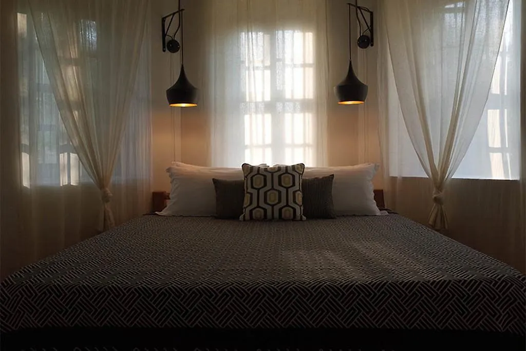 Bed & Breakfast La Villa Mysore